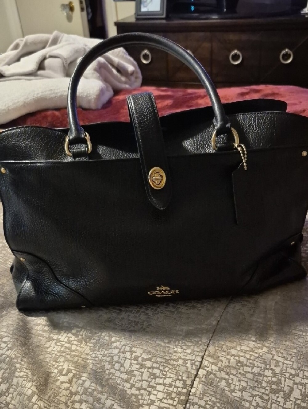 Coach Mercer Pebbled 30 Leather Satchel with Gold Hardware - Picture 3 of 11